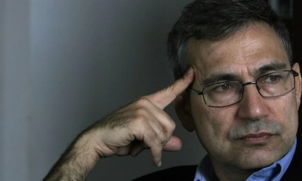 Ορχάν Παμούκ: Νέα δίωξη τον "βαραίνει" για προσβολή του Κεμάλ Ατατούρκ και της τουρκικής σημαίας